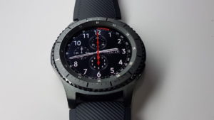 Unboxing the Samsung Gear S3 Frontier 5