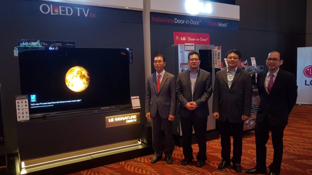 LG’s massive 77-inch G7 Signature OLED TV is yours for RM79,999 2