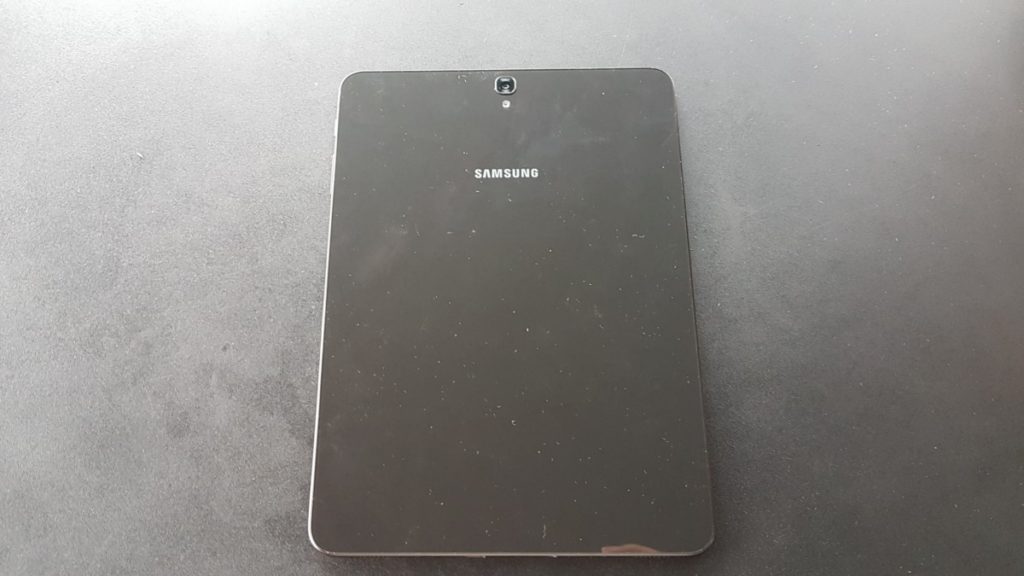 [Review] Samsung Galaxy Tab S3 - Put it on the Tab 3