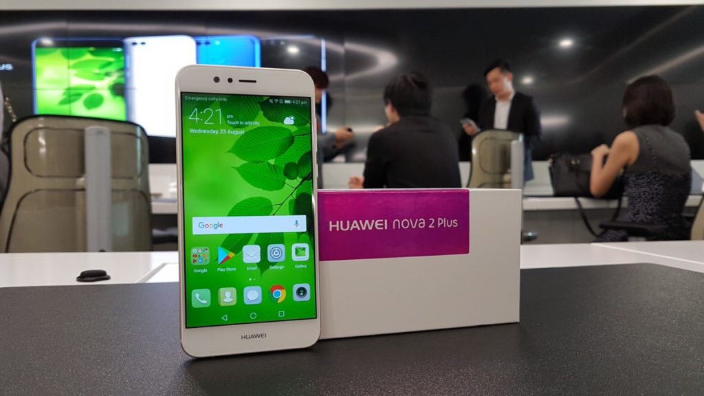 Huawei Nova 2 Plus box shot