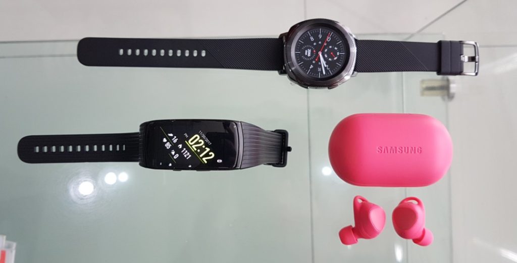 Samsung debuts Gear Fit2 Pro, Gear IconX and Gear Sport fitness wearables in Malaysia 5