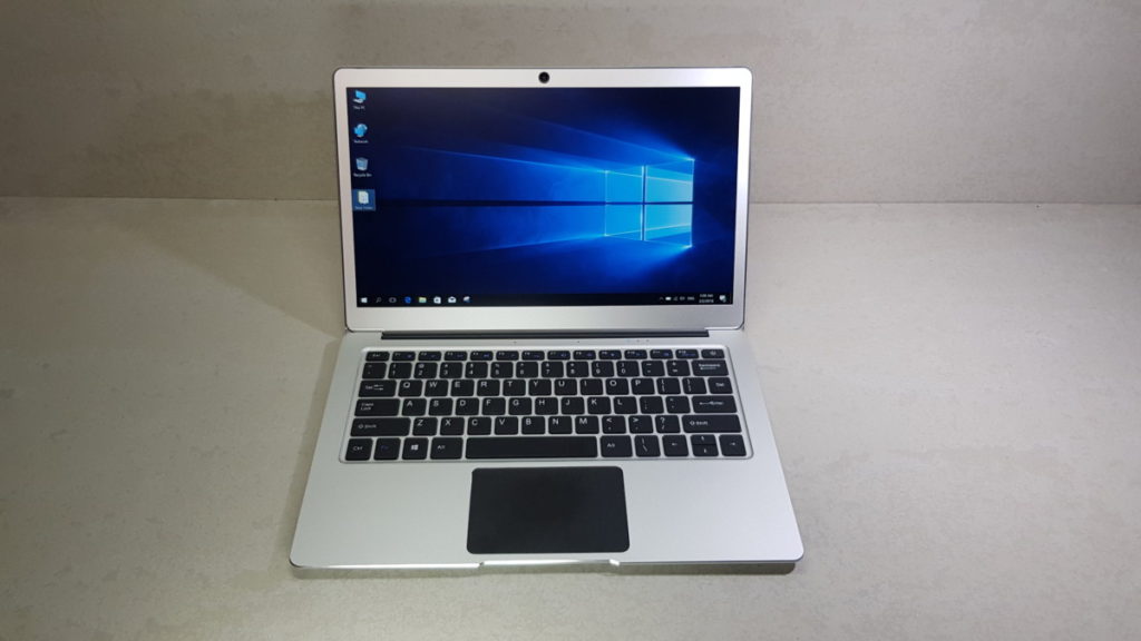  Jumper EZBook 3 Pro front angled view