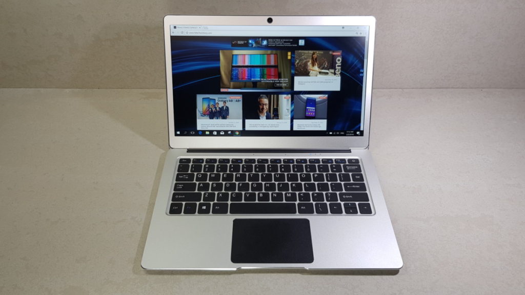  Jumper EZBook 3 Pro front image