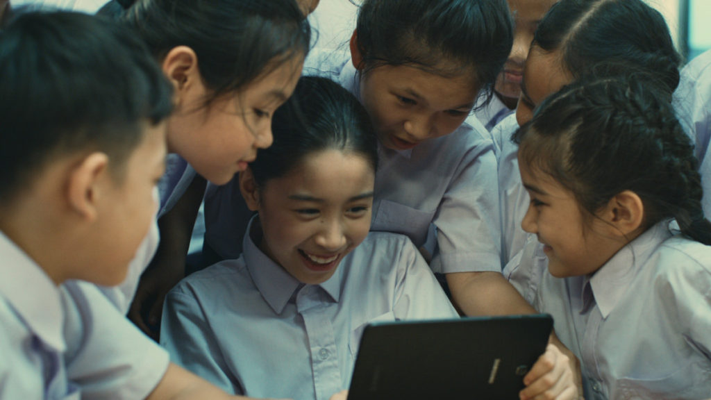 New Samsung Smart School ‘Little Pilot’ video will make you go ‘Aww!’ 3