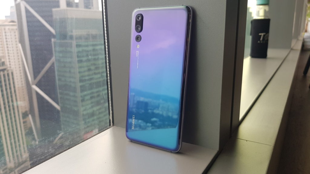 Huawei teases imminent arrival of P20 Pro Twilight 4