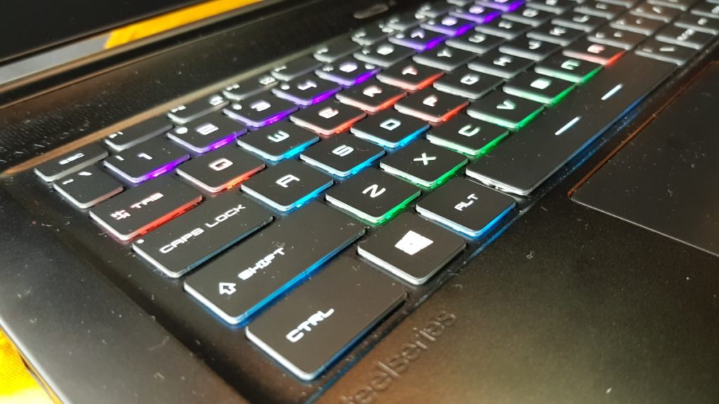 MSI GS65 Stealth Thin SteelSeries RGB keyboard