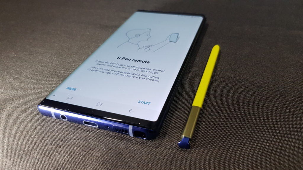 Unboxing Samsung’s Galaxy Note9 - What’s in the Box? 15