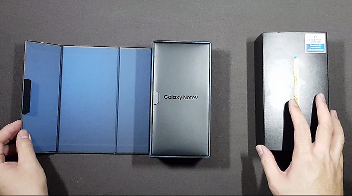 Unboxing Samsung’s Galaxy Note9 - What’s in the Box? 3