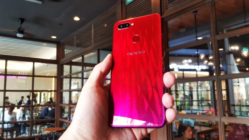 5 Reasons Why You Need To Buy The Sub-RM1,500 midrange champion OPPO F9 11