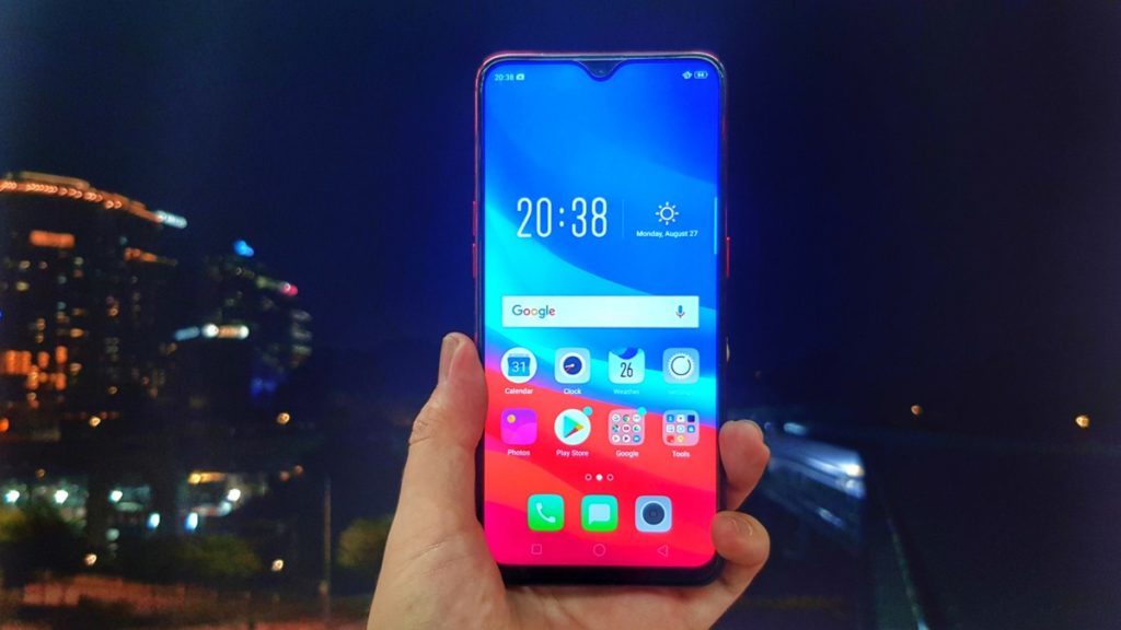 5 Reasons Why You Need To Buy The Sub-RM1,500 midrange champion OPPO F9 2