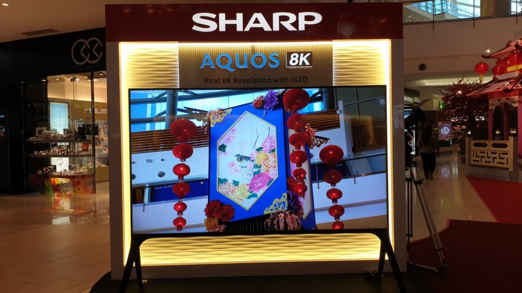 Sharp has launched the massive 80-inch Sharp AQUOS AX1 TV that has a whopping 8K resolution in Malaysia 5