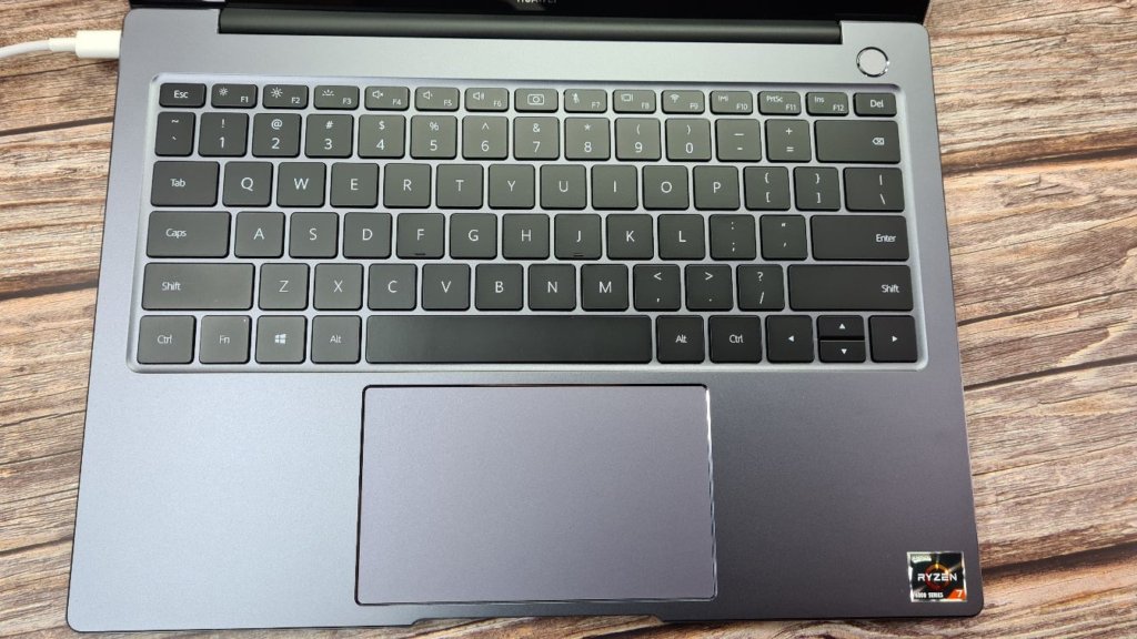 Huawei MateBook 14 2020 Review keyboard