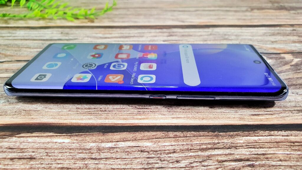 Huawei nova 9 review right side of phone