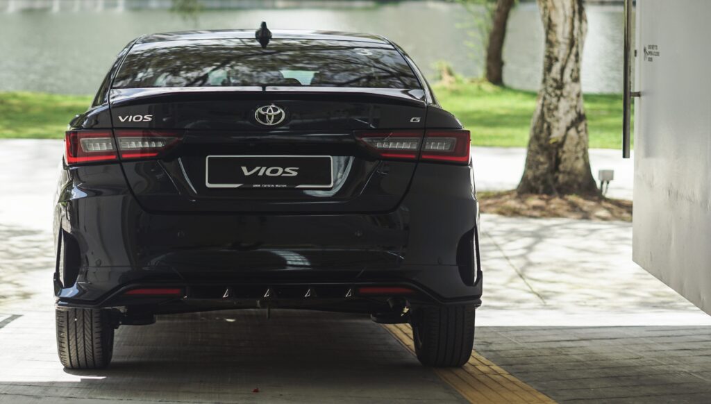 Toyota Vios 1.5G black rear