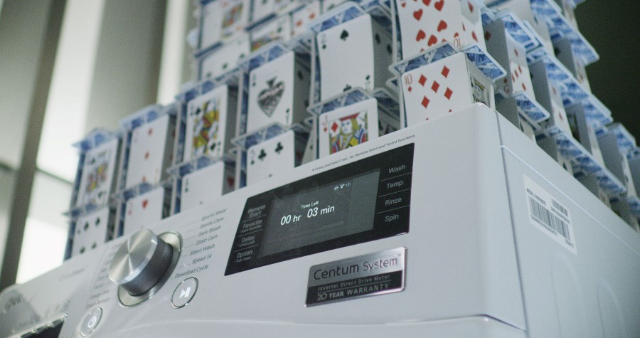 House of cards gets laid down on LG's rock steady new washing machine 7