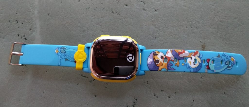 Tencent's new QQ Watch for kids offers peace of mind for parents 10