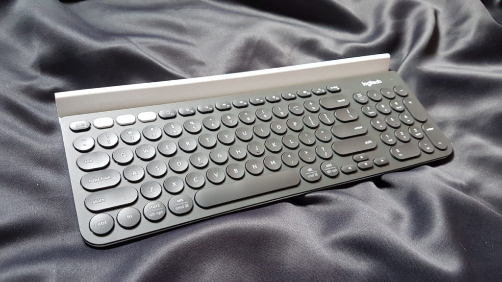[Review] Logitech K780 Wireless Keyboard - Desk What They All Say 1