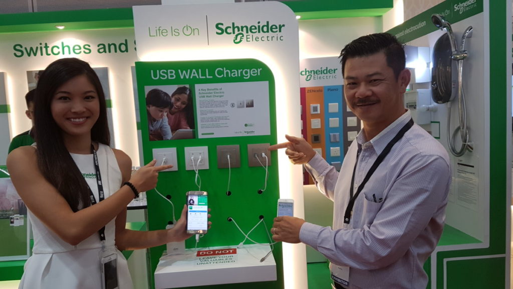 Schneider aims for a power play with new USB wall chargers 7
