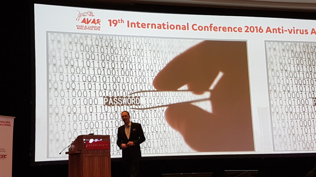 Internet threats on the rise says experts at AVAR 2016 7