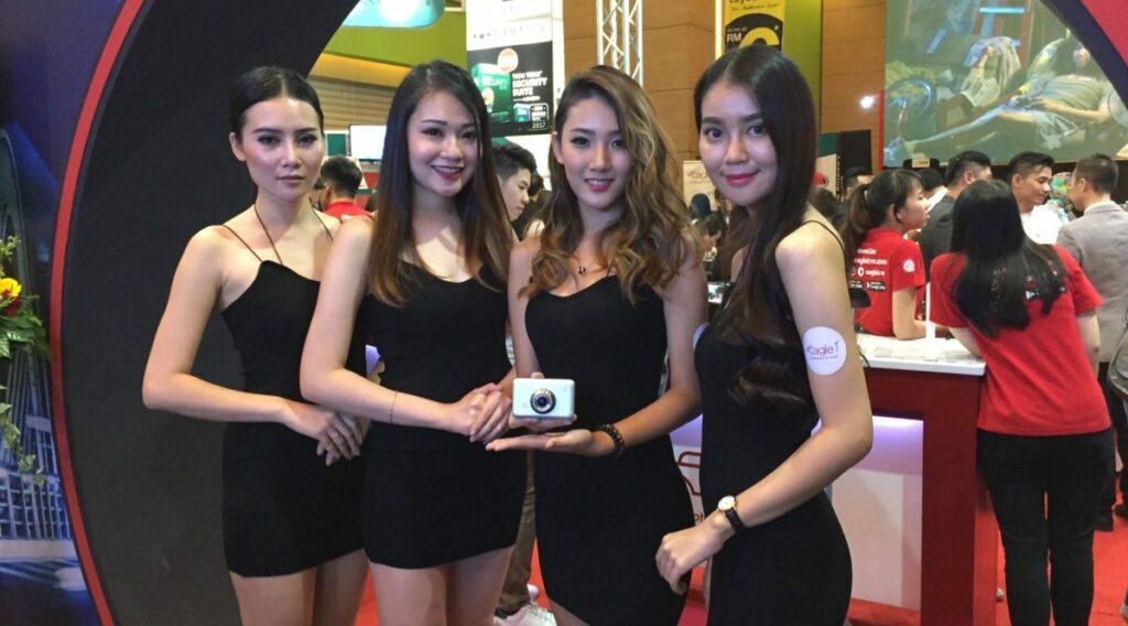 New Vision 1 and Iris-M1 car video cameras launched in Malaysia 1