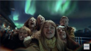 Samsung's tech-laden holiday video looks surprisingly good 5