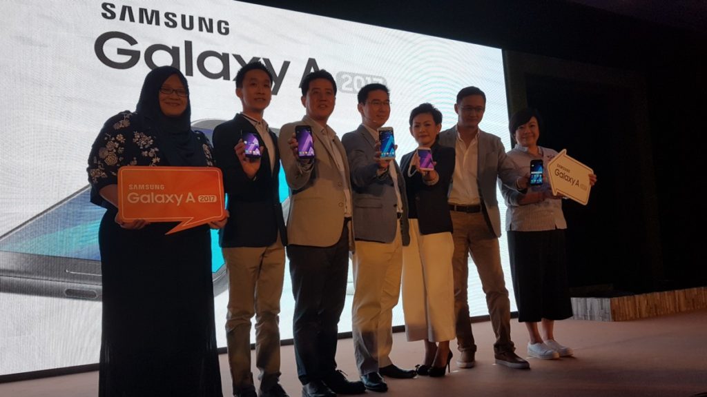 Samsung’s IP68 rated waterproof Galaxy A5 and A7 launched in Malaysia; preorders come with free Level U Pro headsets worth RM399 9