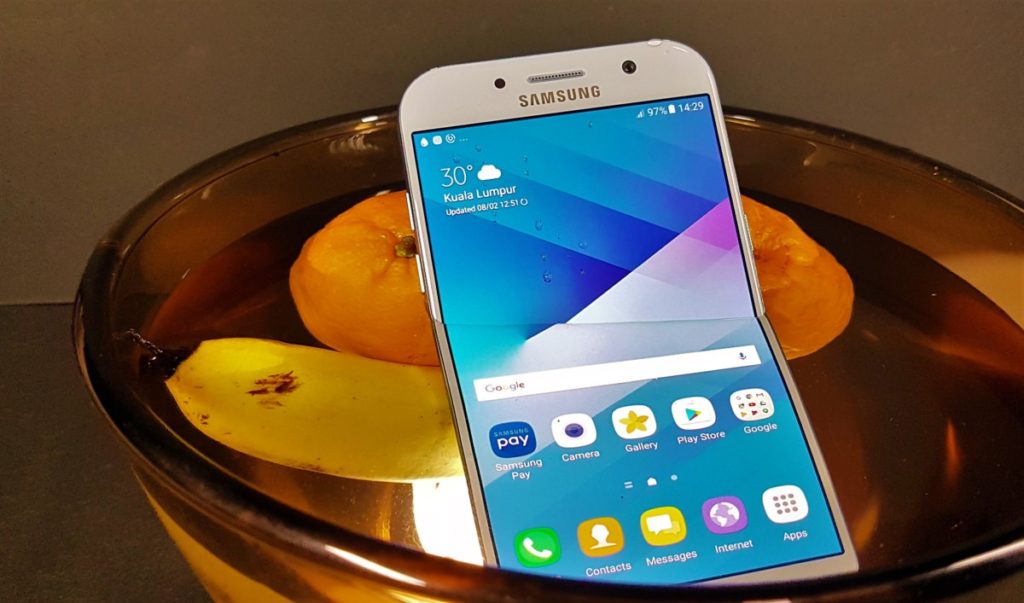 [Review] Samsung Galaxy A7 (2017) – The Premium Midrange Performer 3