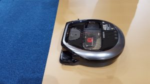 Samsung's POWERbot VR7000 is the robot you're looking for 43