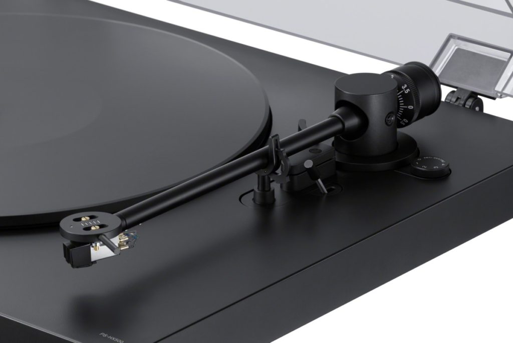 Time to turn the tables with Sony's lush PS-HX500 turntable 3