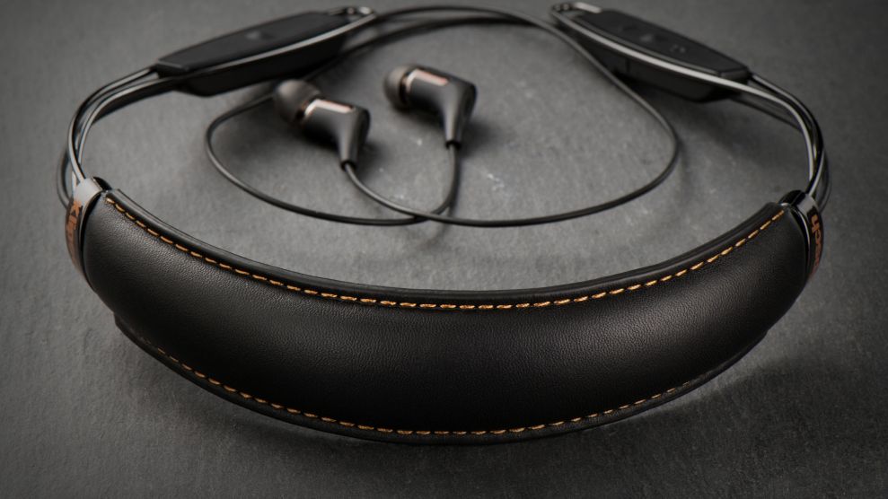 Klipsch’s tangle-free and ultra comfortable R6 Neckband headphones can be yours for RM945 57