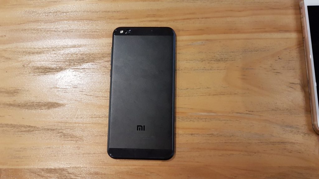 Hands On: A first look at Xiaomi’s Mi 5c, their first phone with their in-house Surge S1 SoC processor 9