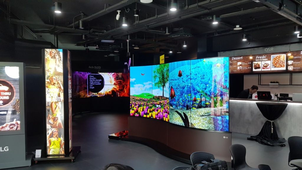 New LG Singapore Innovation Centre showcases the science of OLED signage 2