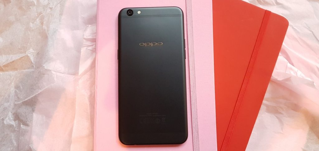Hands-on with OPPO's R9S Black Edition 1