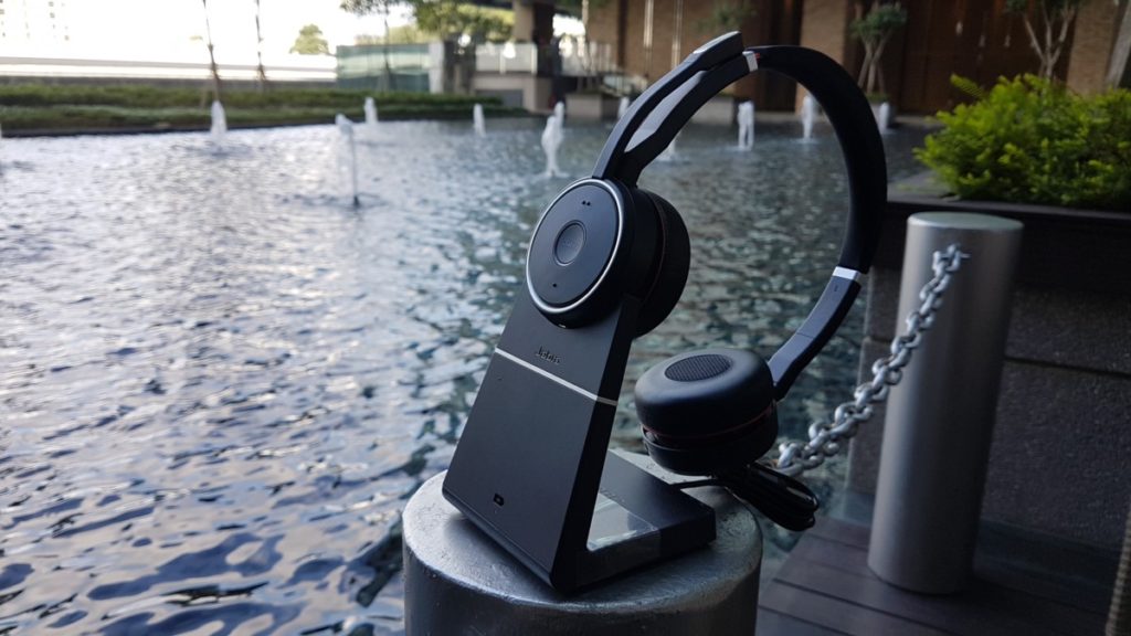 Jabra’s new Evolve 75 are the office headphones you want 6