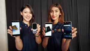 Nokia is back in Malaysia with four new phones including the classic 3310 starting from RM239! 8