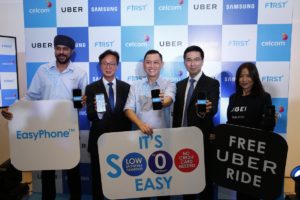 Celcom’s EasyPhone plans let you get the Galaxy S8 or S8+ from RM145 a month 39
