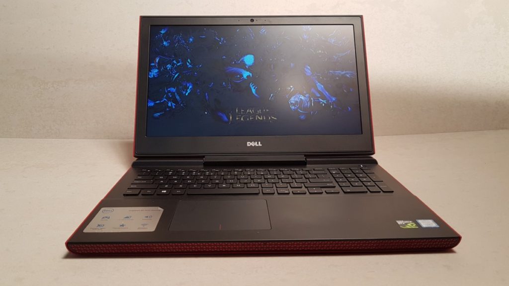 [Review] DELL Inspiron 15 7000 - The Inspiring Workhorse 11