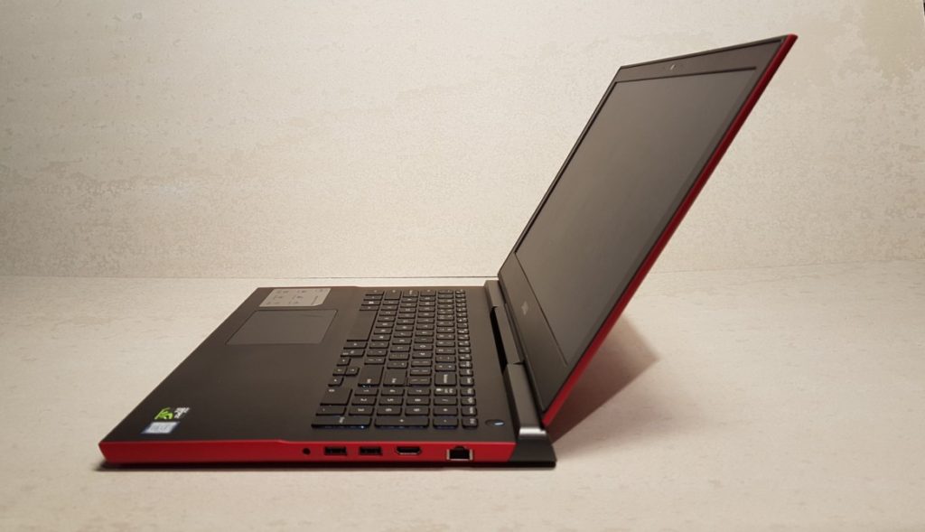 [Review] DELL Inspiron 15 7000 - The Inspiring Workhorse 4