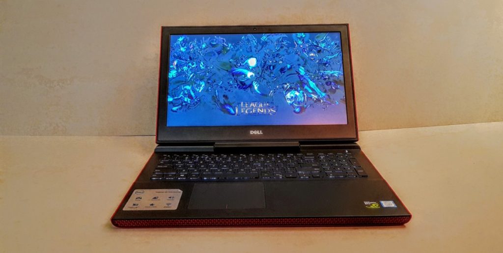 [Review] DELL Inspiron 15 7000 - The Inspiring Workhorse 13