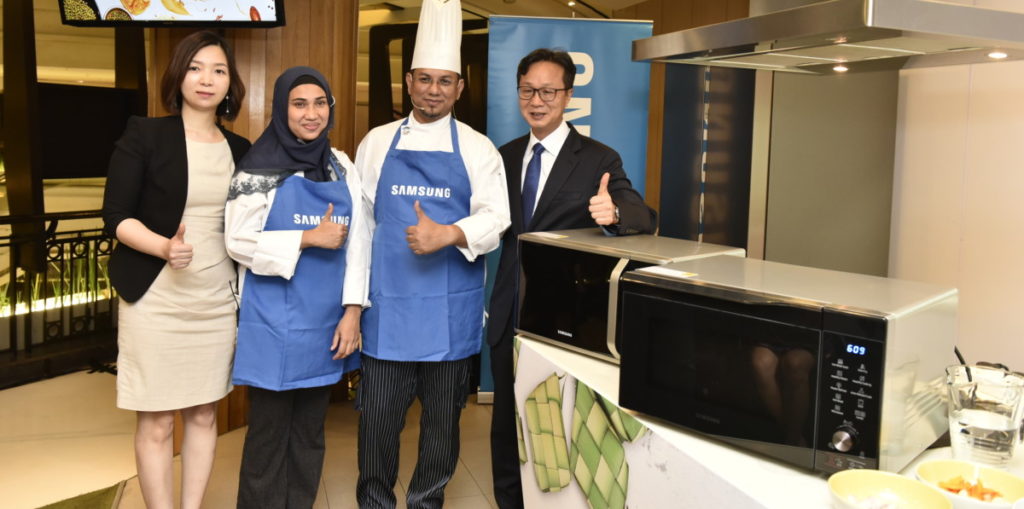 Samsung’s latest microwave oven has a setting to cook Malaysian rendang! 3