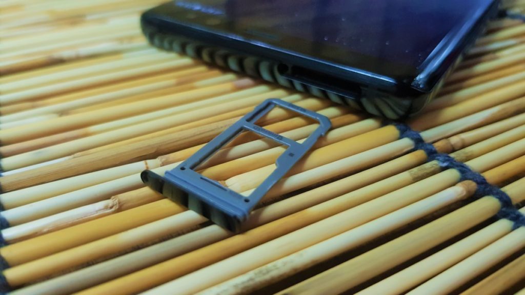 Galaxy Note8 Sim card tray