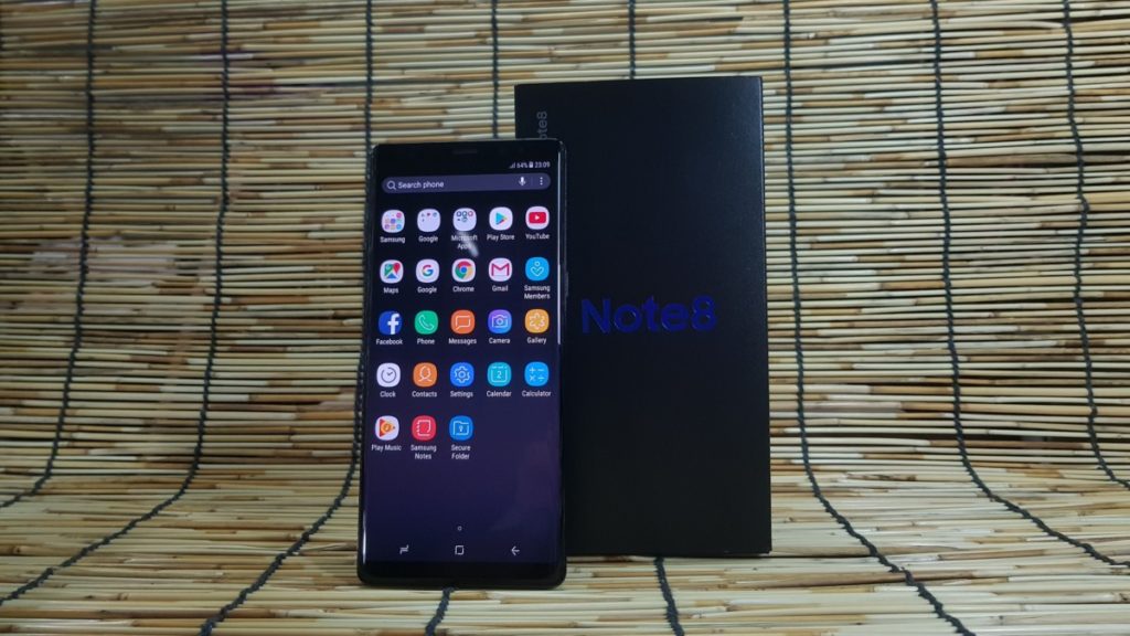 [ Review ] Samsung Galaxy Note8 - The King of the Phablet Throne 2