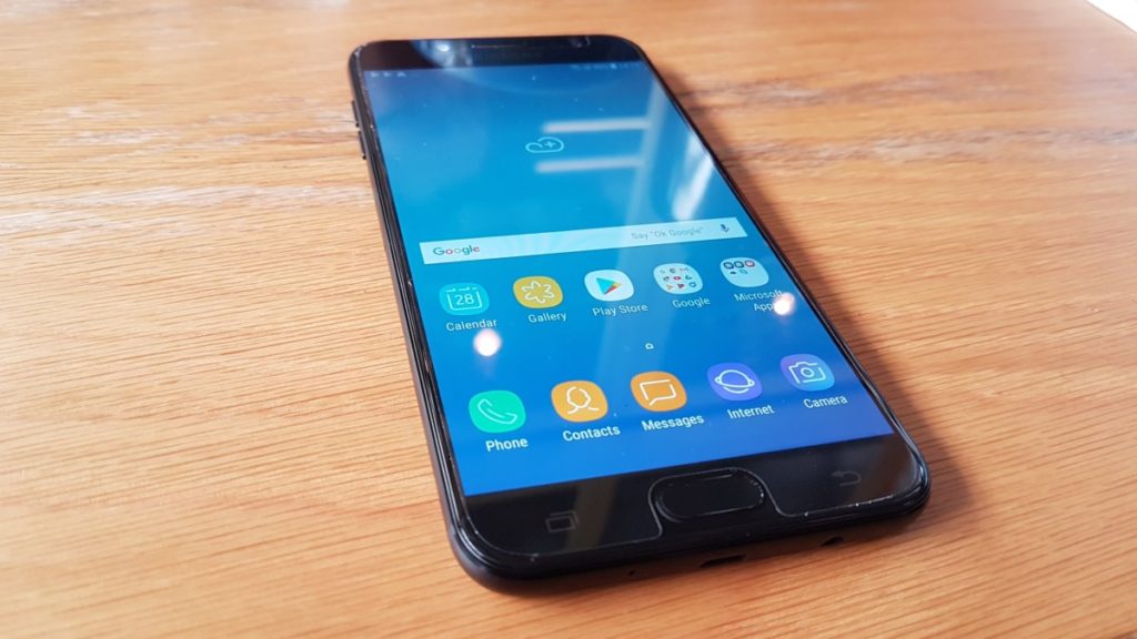 [ Review ] Samsung Galaxy J7+ is a Midrange Dual Camera Delight 4