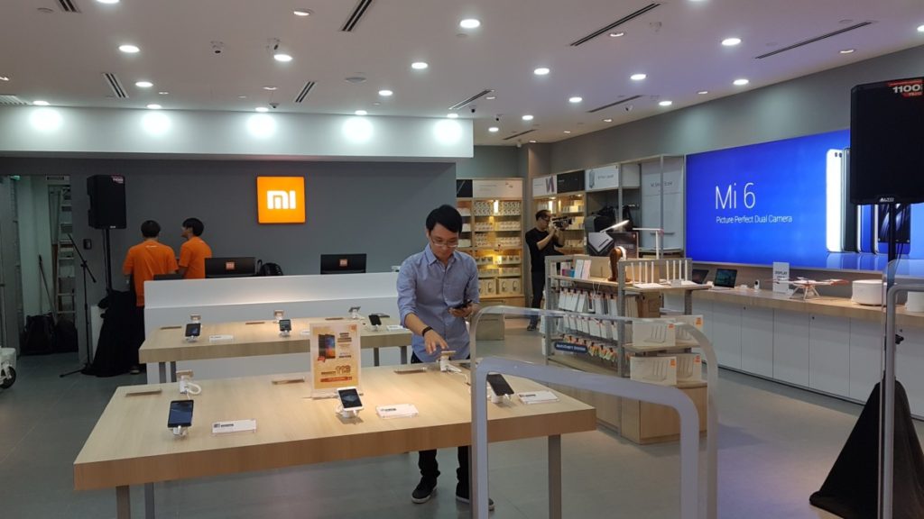Xiaomi launches second authorised store and the new Mi Mix 2 and Redmi 5A Prime in Malaysia 4