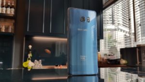 [ Review ] Samsung Galaxy Note Fan Edition 22