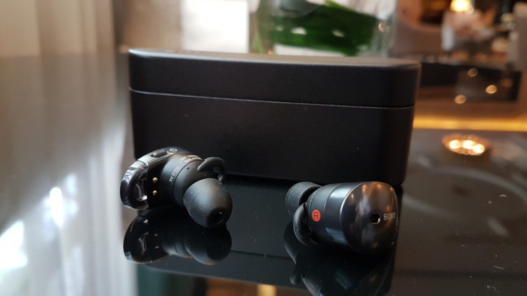 Sony’s latest trio of 1000X series headphones offers wireless listening on the go 3