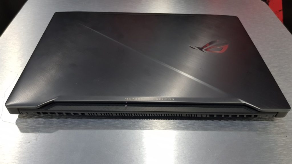 First look: Asus GL503 Strix Scar Edition rear vents