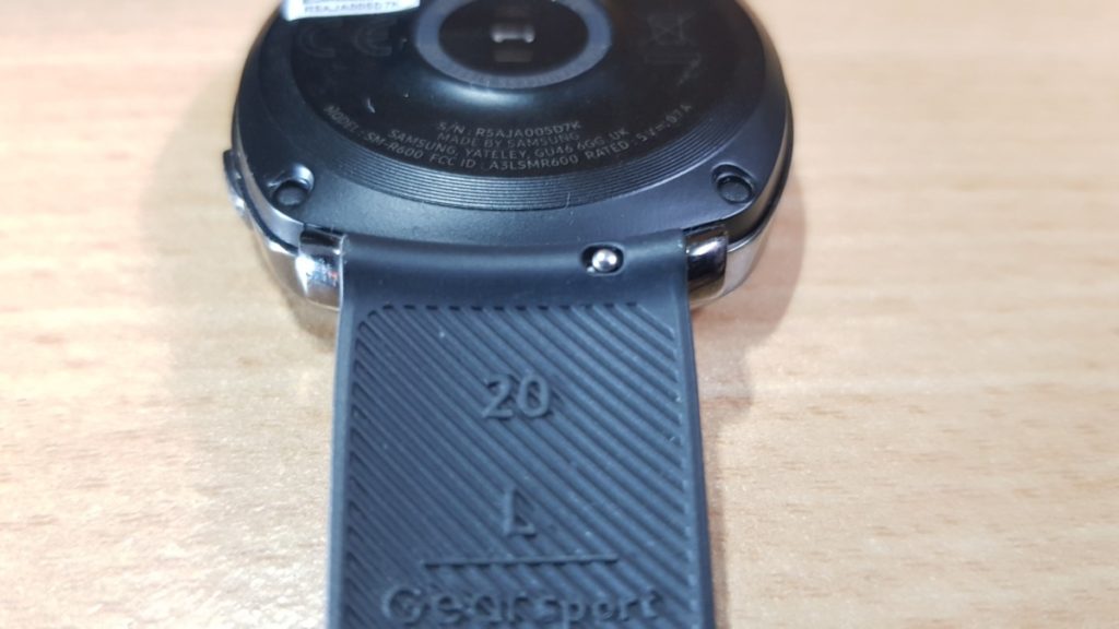[Review] Samsung Gear Sport - Sporty smartwatch supremo 4