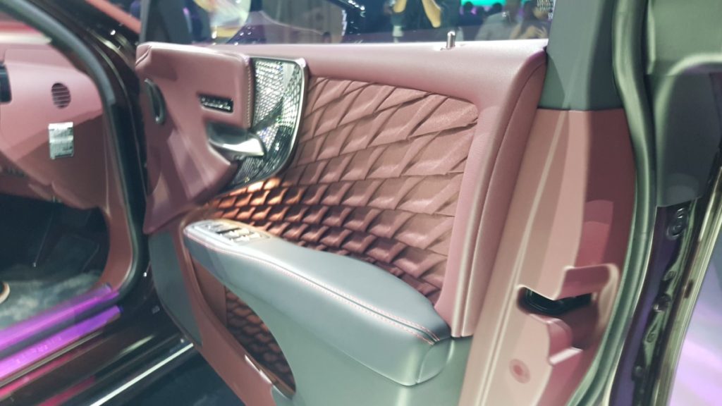 The new 2018 Lexus LS 500 redefines luxury 13