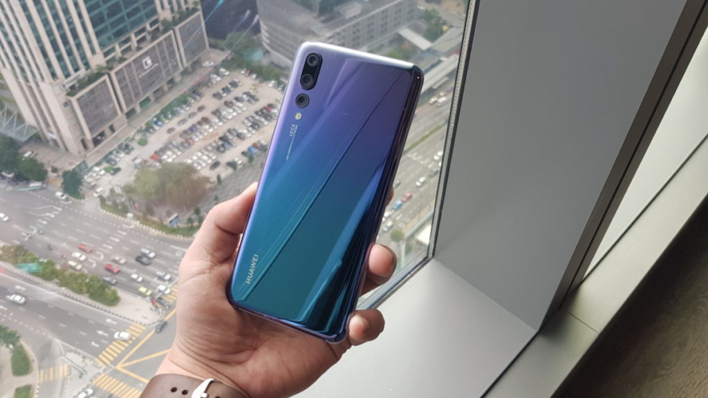How did Huawei make the gradient finish for the P20 Pro Twilight 3